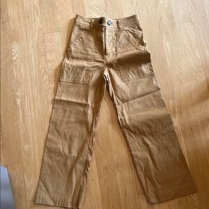 Women’s Tan Pants